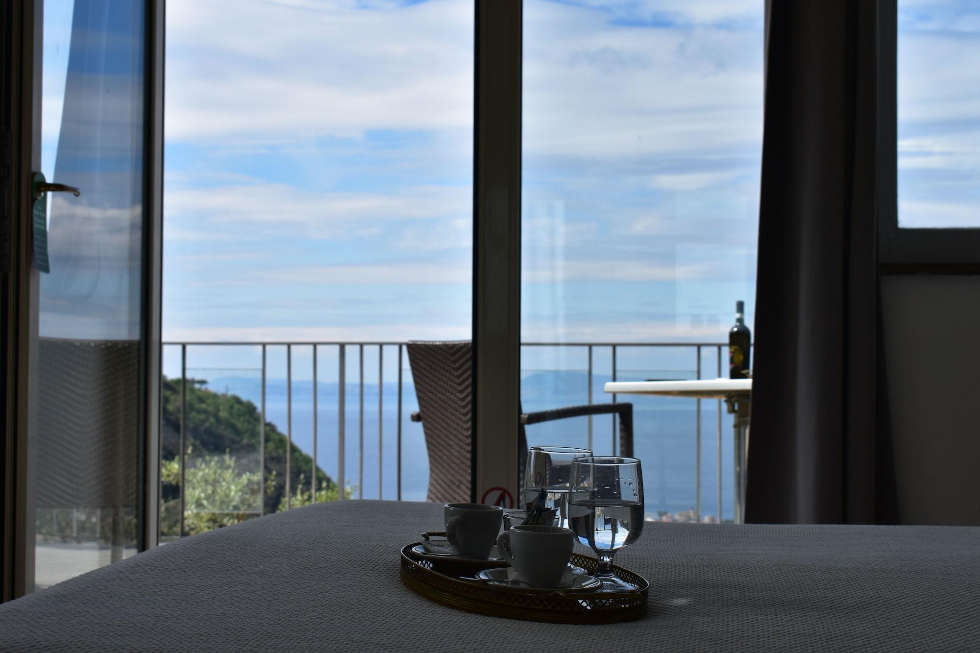 Casa Mazzola Bed & Breakfast Sant'Agnello Exterior foto